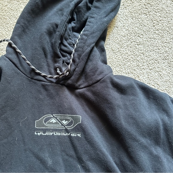 Quiksilver Logo cropped hoodie in washed black Exclusive at ASOS - Picture 6 of 8